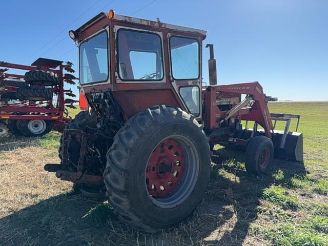 Image of International Harvester 856 equipment image 3