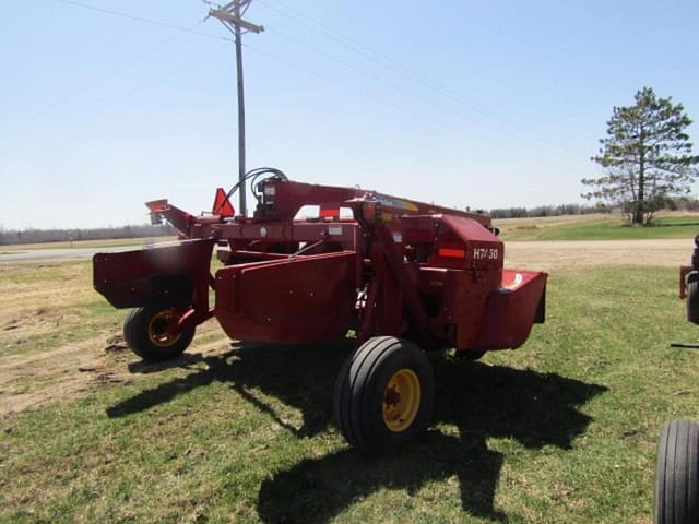 Image of New Holland H7450 equipment image 3