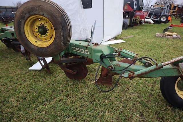 Image of John Deere 2600 equipment image 3