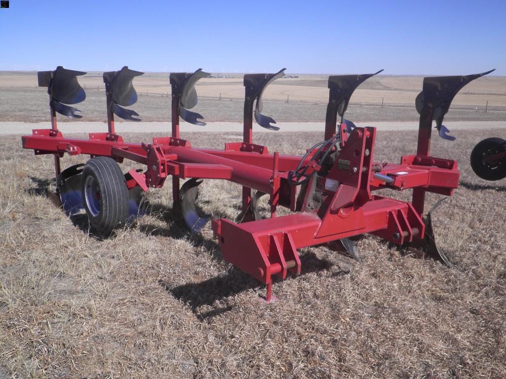 Case IH 165 Equipment Image0