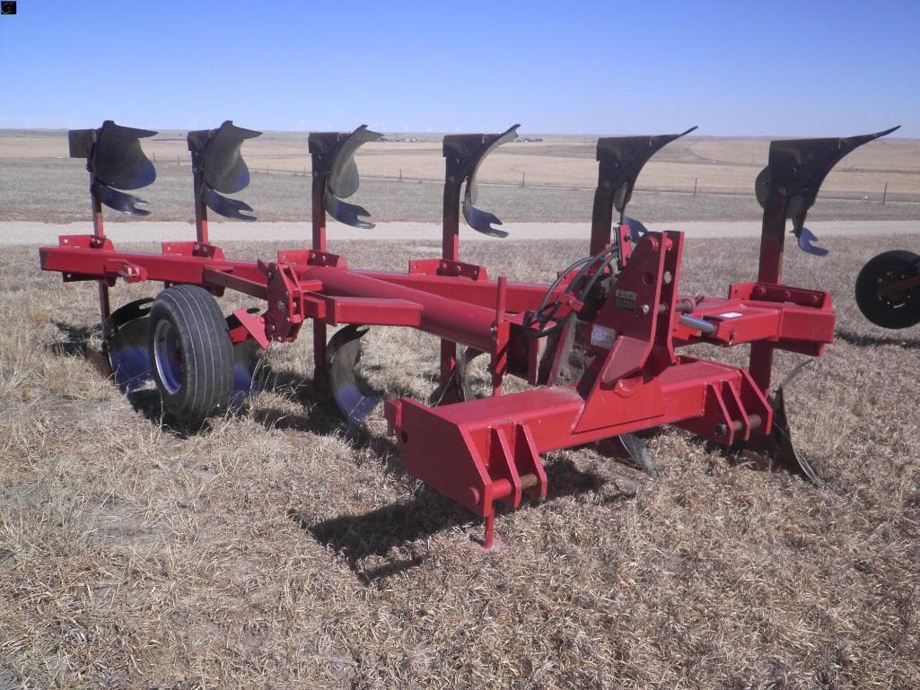 Image of Case IH 165 Primary image