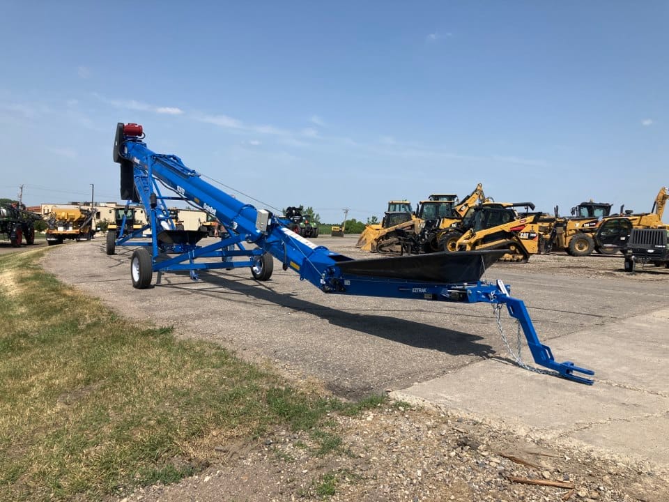 2023 Brandt 1535 Equipment Image0