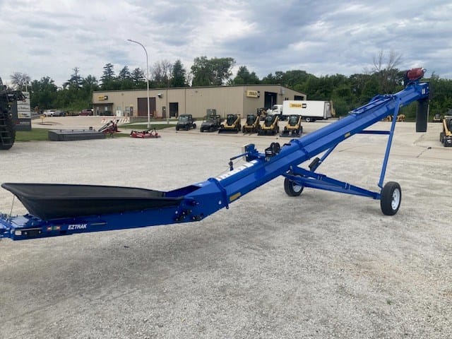 2023 Brandt 1535 Equipment Image0