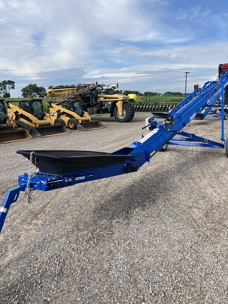 2023 Brandt 1535 Equipment Image0