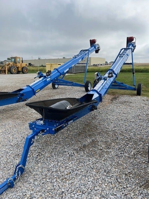 2023 Brandt 1535 Equipment Image0