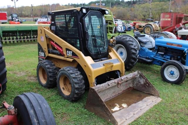 Image of Caterpillar 226B equipment image 1