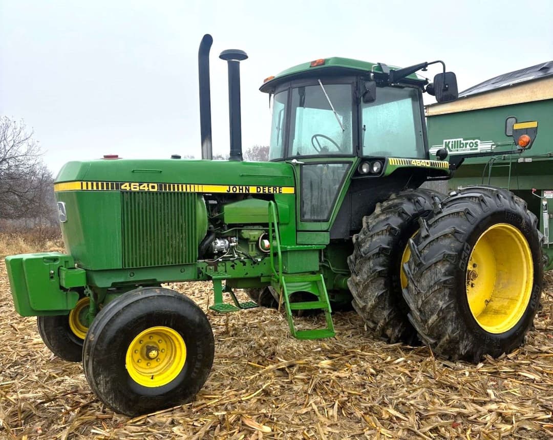 Image of John Deere 4640 Primary image