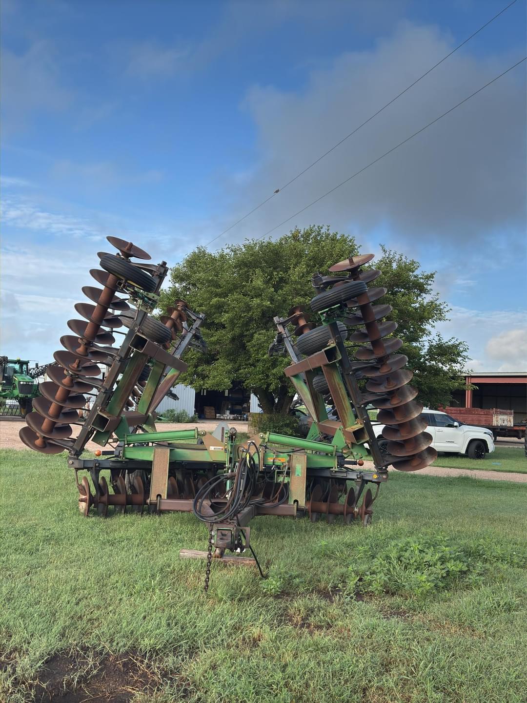 Image of John Deere 650 Primary image