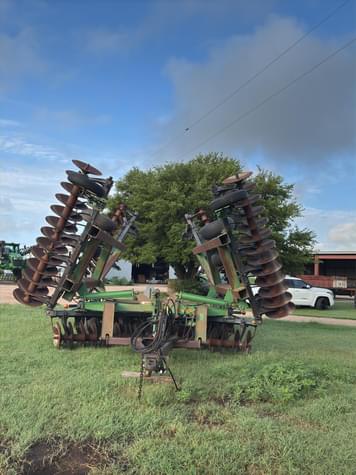 Main image John Deere 650
