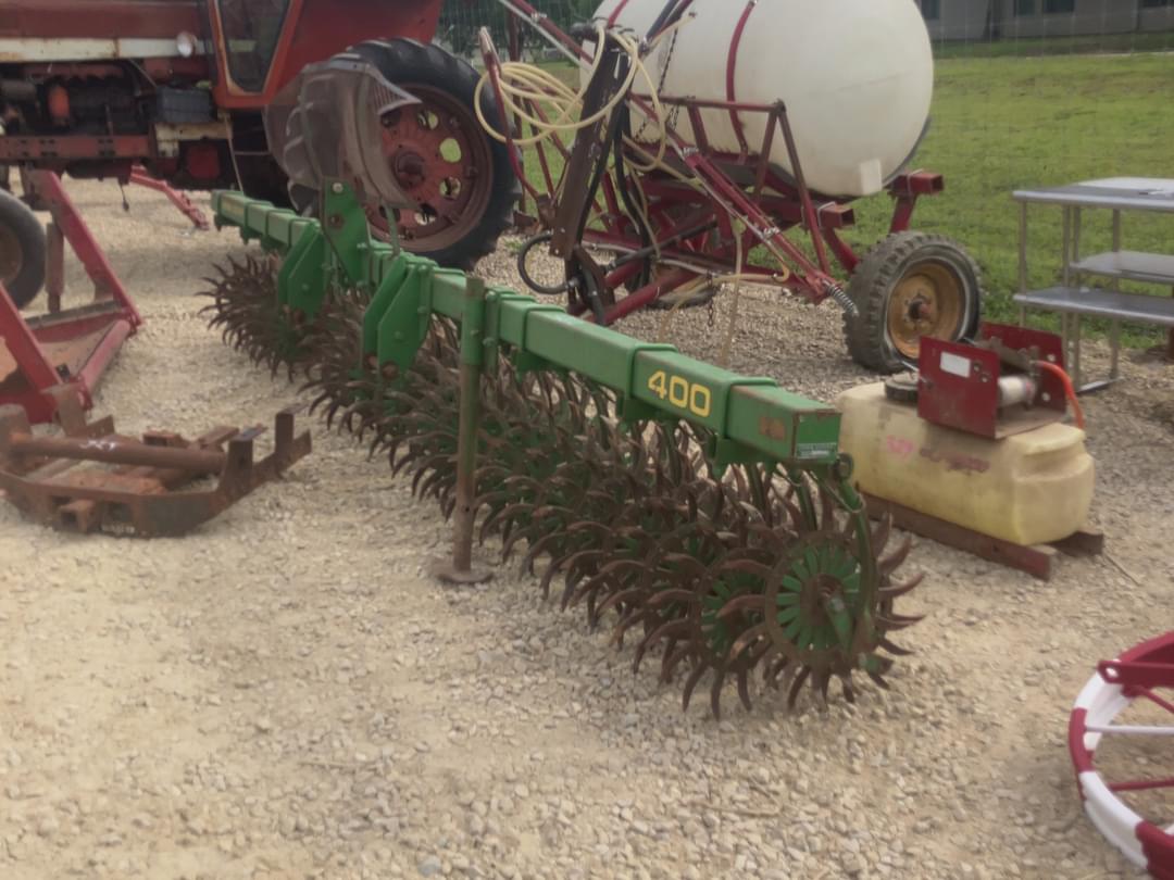 Image of John Deere 400 Image 0