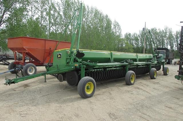 Image of John Deere 9350 equipment image 2