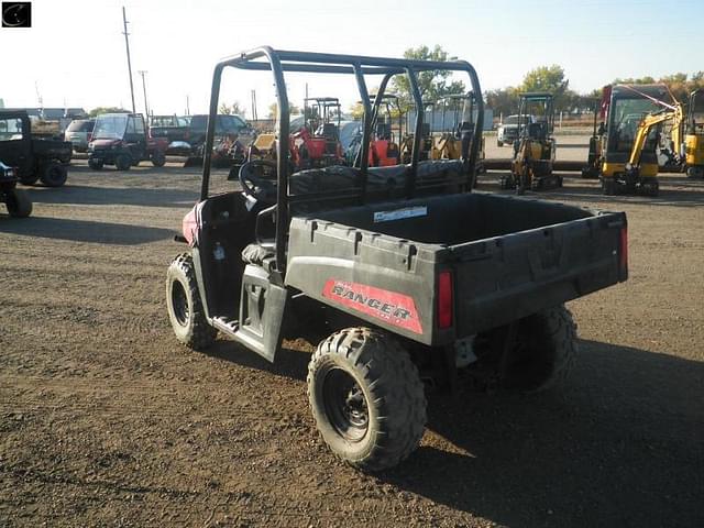 Image of Polaris Ranger 400 equipment image 2