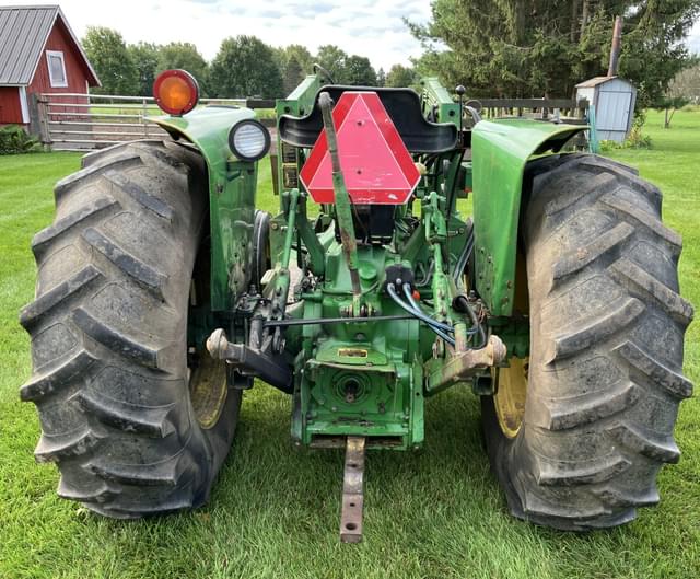 Image of John Deere 2350 equipment image 3