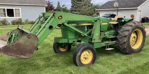 1985 John Deere 2350 Image