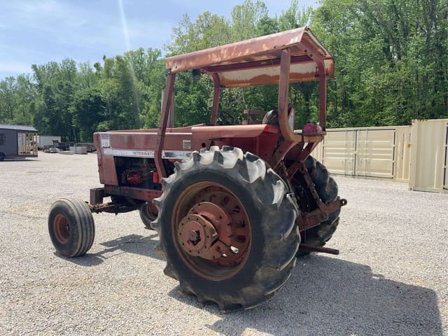 Image of International Harvester 1566 equipment image 2