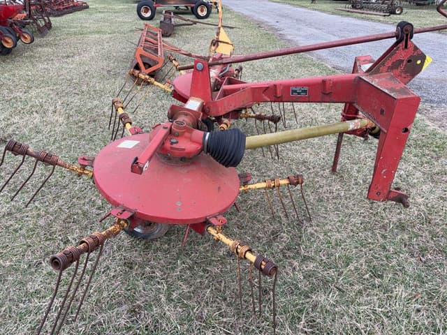 Image of New Holland 254 equipment image 1