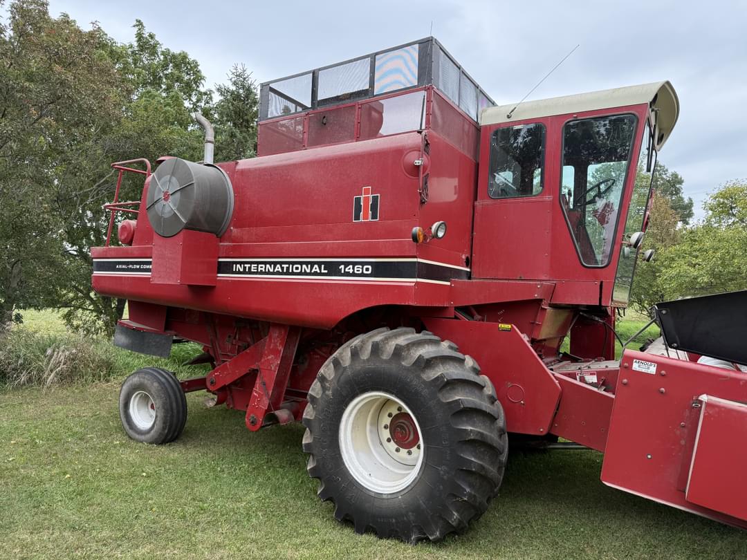 Image of International Harvester 1460 Primary image
