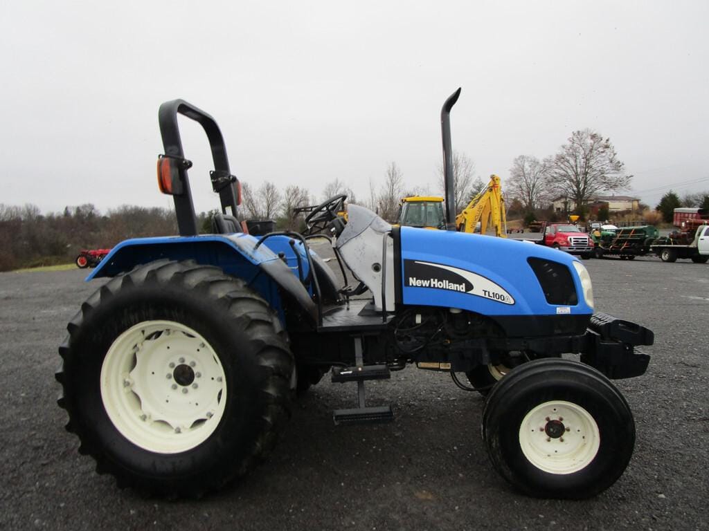 Main image New Holland TL100A