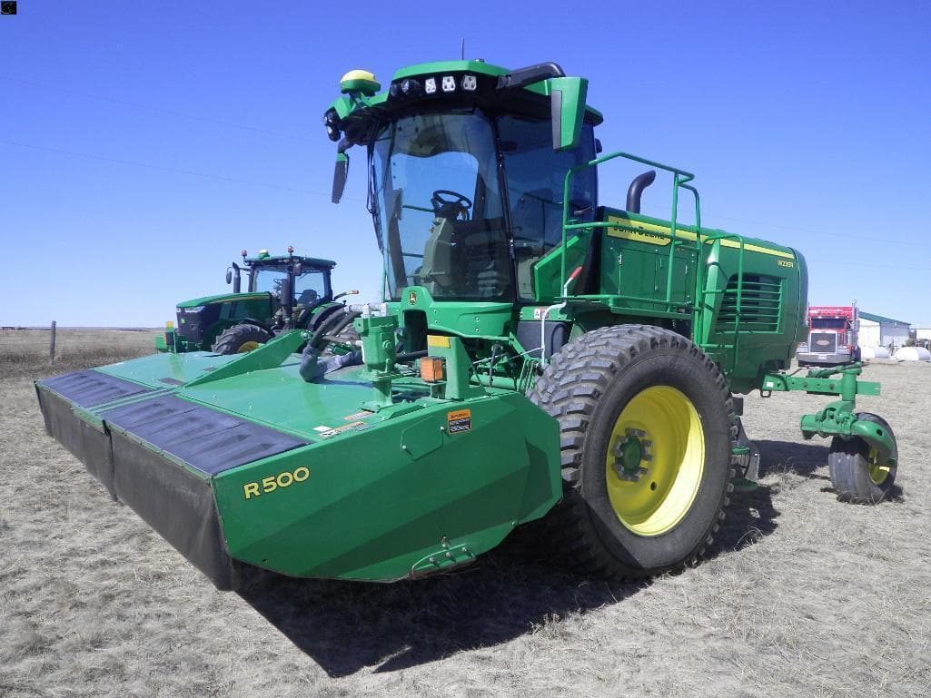Image of John Deere W235R Primary image