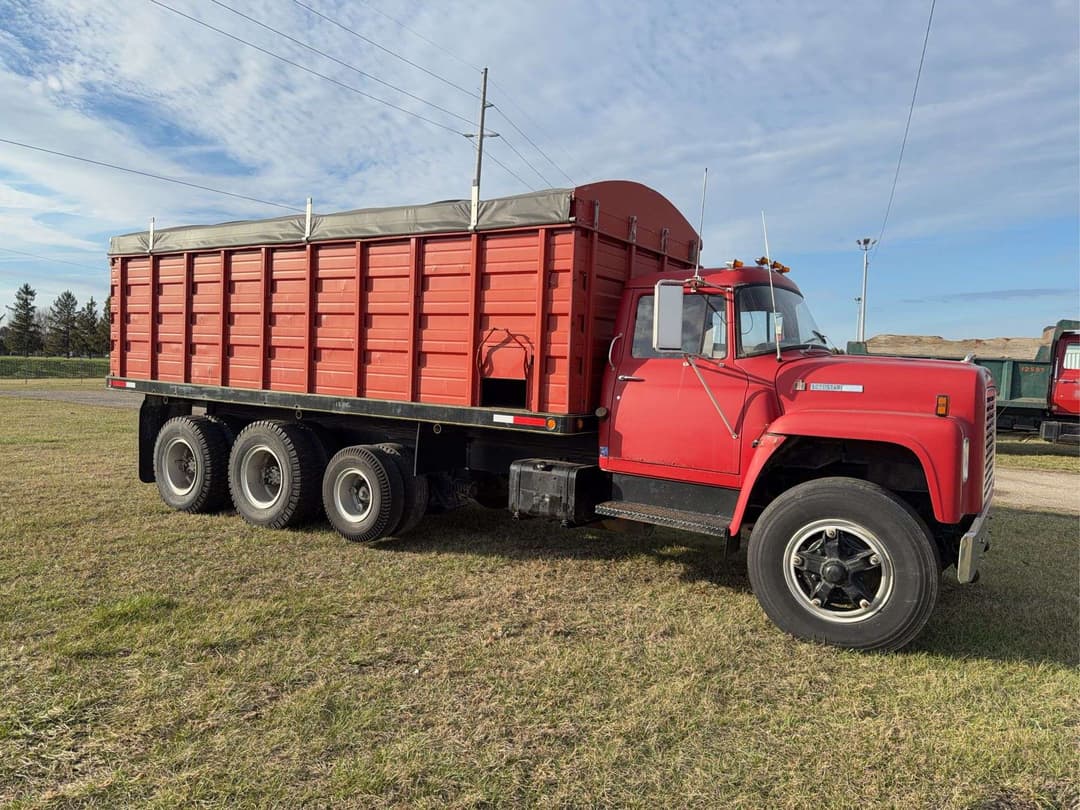 Image of International 1800 Primary image