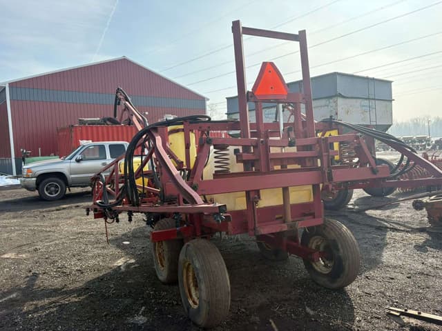 Image of Hardi TR500G equipment image 2