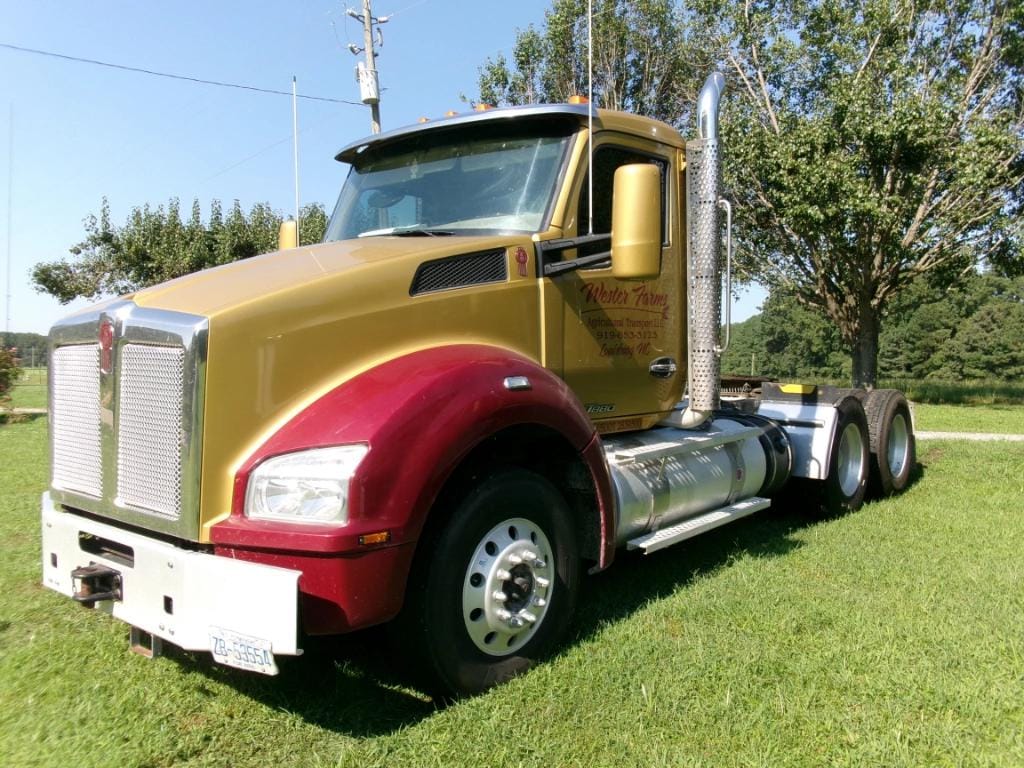 Main image Kenworth T880