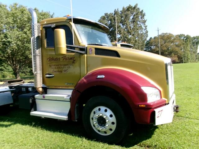 Image of Kenworth T880 equipment image 3