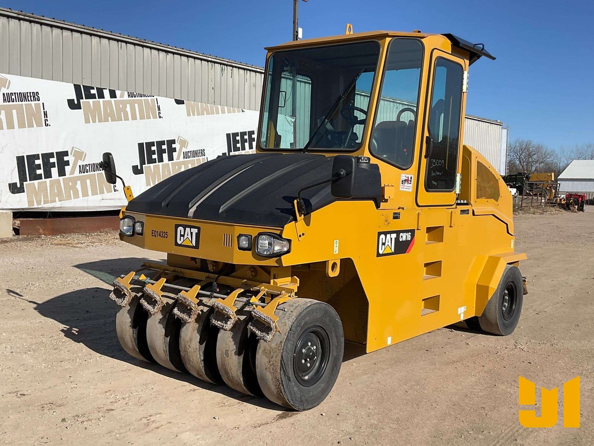 2021 Caterpillar CW16 Equipment Image0