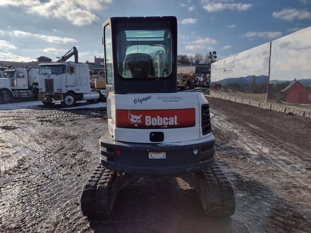 Image of Bobcat E35 equipment image 3
