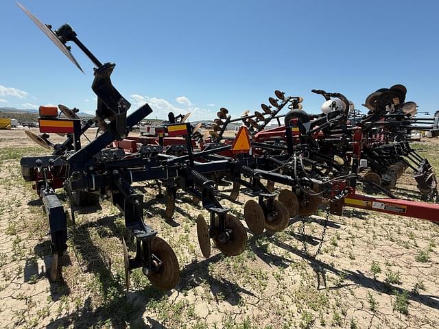 Image of Case IH Ecolo-Tiger 730C equipment image 2