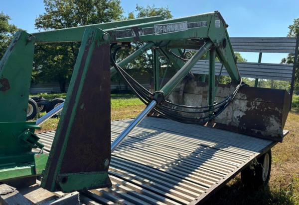 Image of Farmhand F258 equipment image 2
