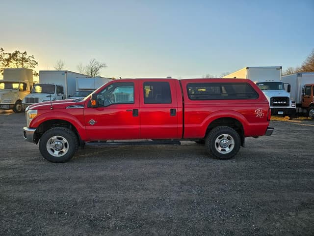 Image of Ford F-350 equipment image 1