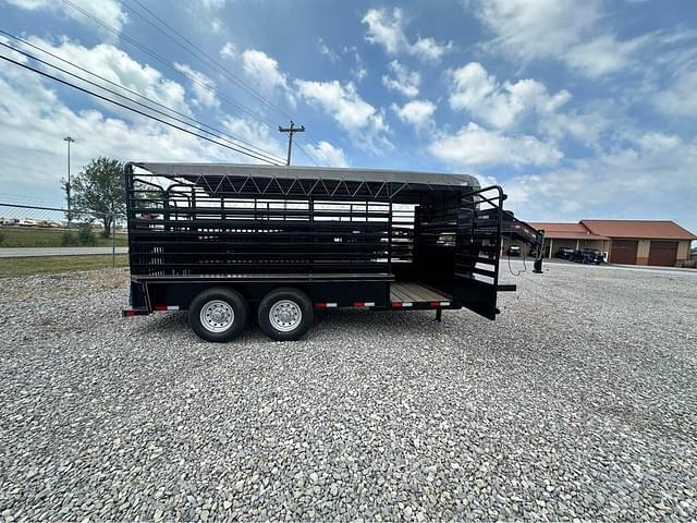 Image of Delco Gooseneck Cattle Trailer  equipment image 4