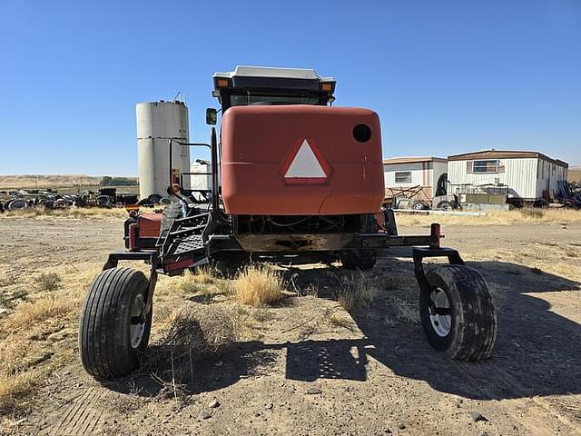 Image of Hesston 8450 equipment image 3