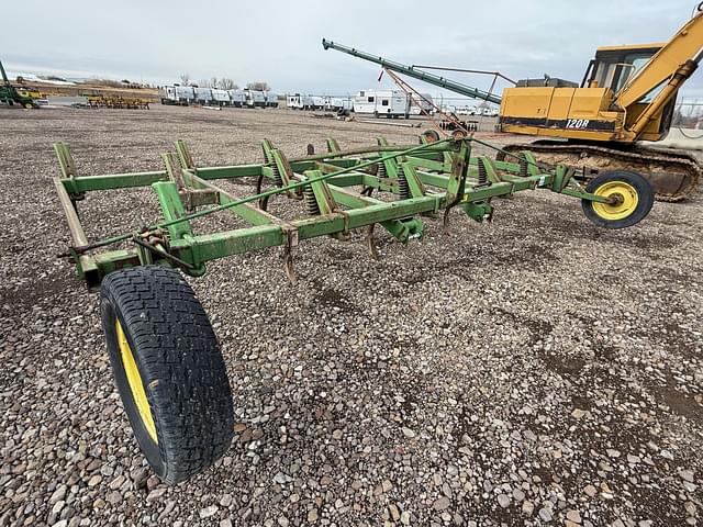 Image of John Deere 1610 equipment image 1