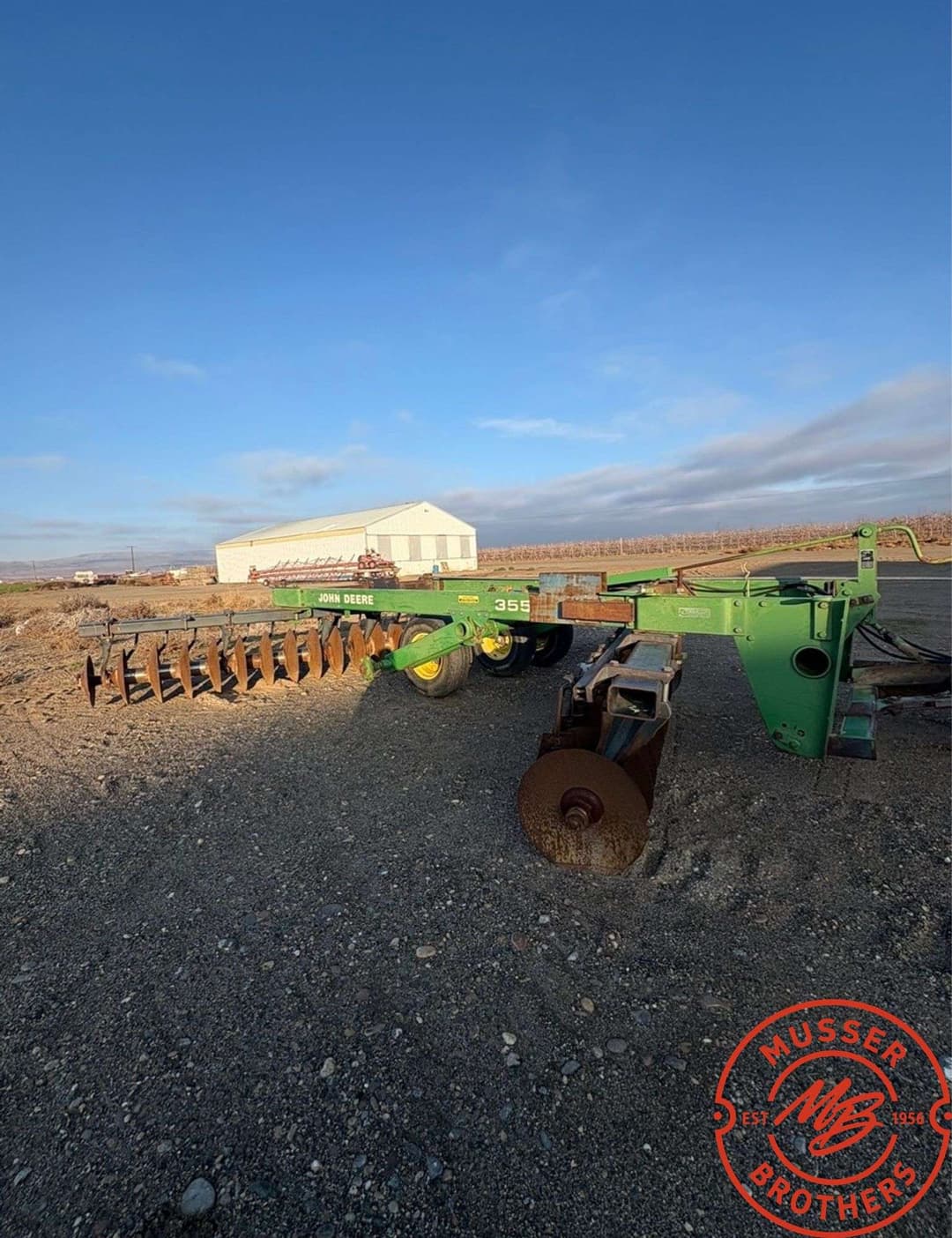 Image of John Deere 355 Primary image