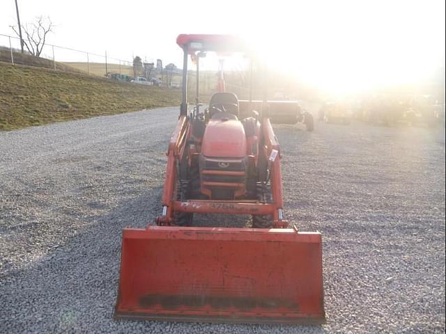 Image of Kubota B26 equipment image 1