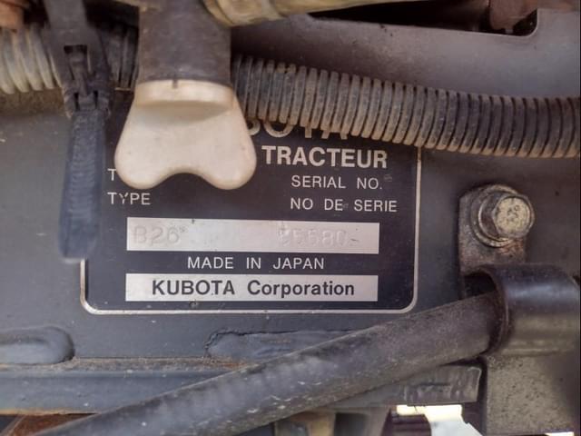 Image of Kubota B26 equipment image 4