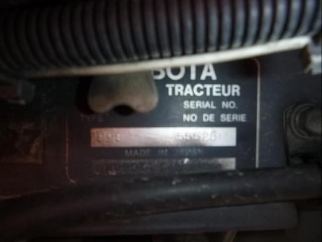 Image of Kubota B26 equipment image 4
