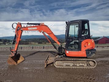 Main image Kubota KX040