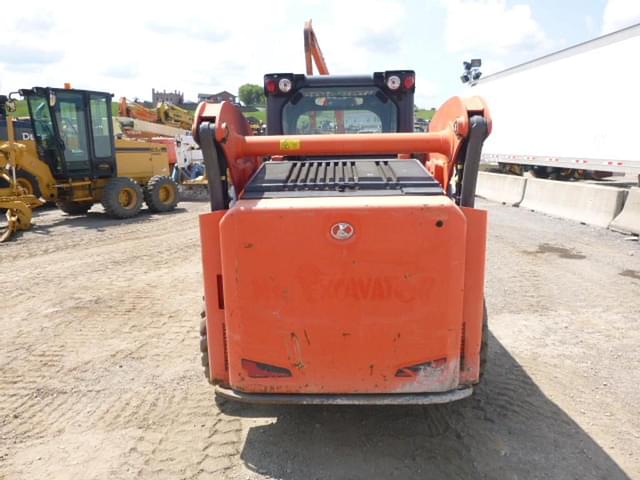 Image of Kubota SSV75 equipment image 3