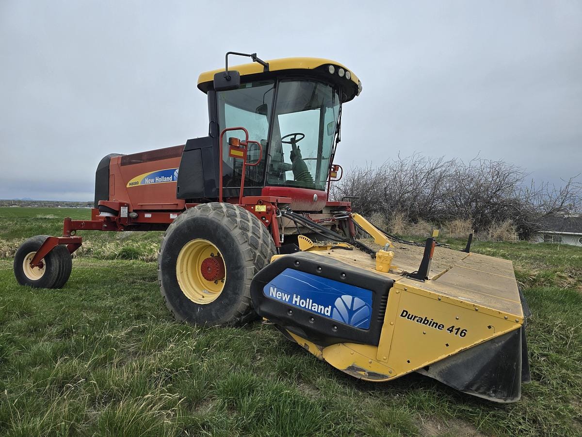 2012 New Holland H8080 Equipment Image0