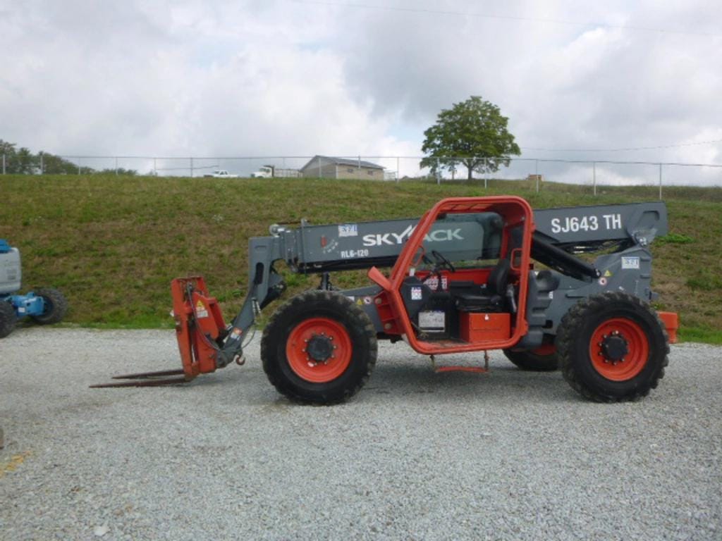 Main image Sky Jack SK643TH