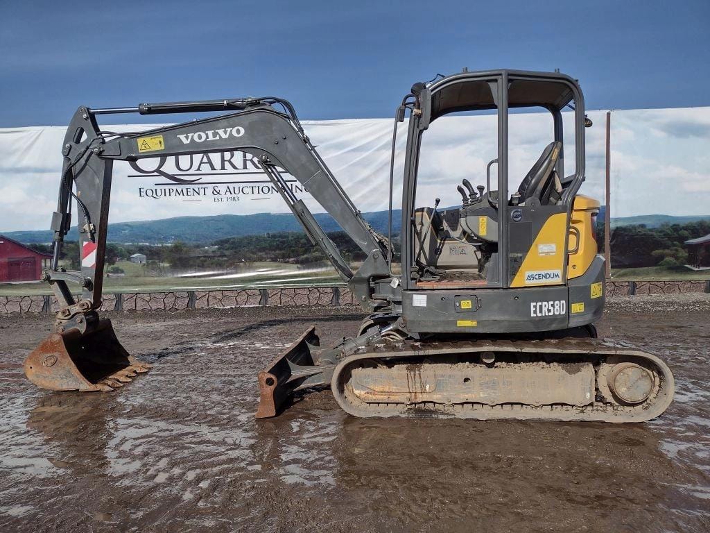 2016 Volvo ECR58D Equipment Image0