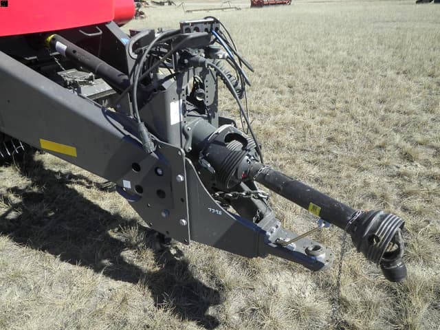 Image of Massey Ferguson LB2234XD equipment image 4