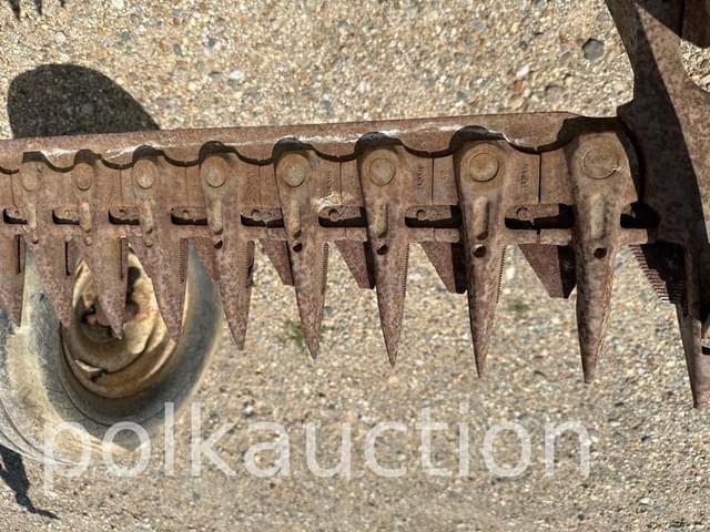 Image of International Harvester 1100 equipment image 1