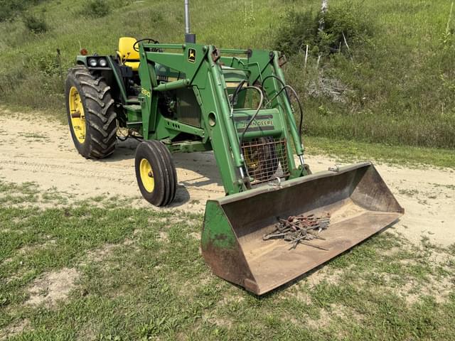 Image of John Deere 4040 equipment image 1