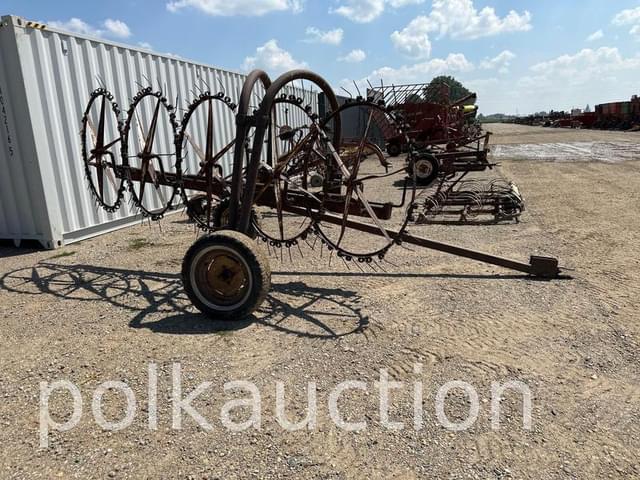 Image of International Harvester 30 equipment image 1