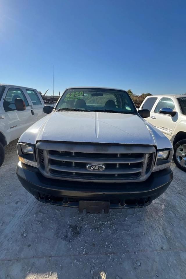 Image of Ford F-250 equipment image 1