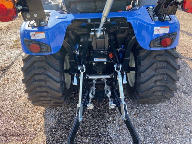 Image of New Holland Workmaster 25S equipment image 4